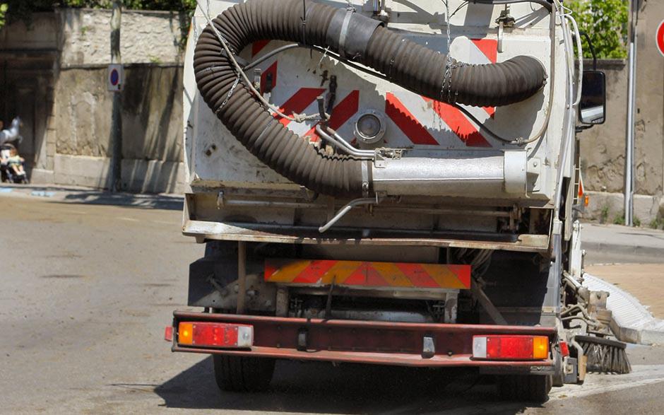débouchage égout Paris 18